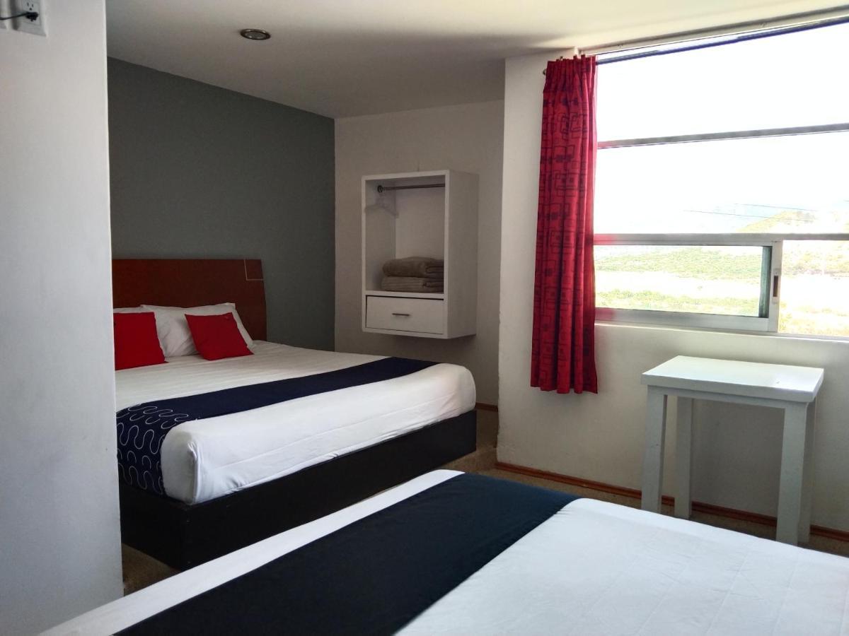 Hotel Euro Confort,Pachuca Экстерьер фото