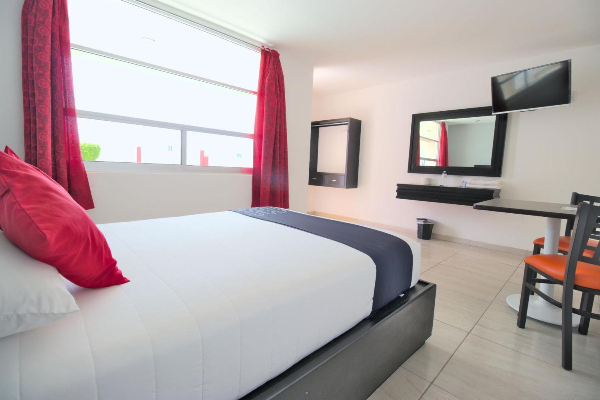 Hotel Euro Confort,Pachuca Экстерьер фото
