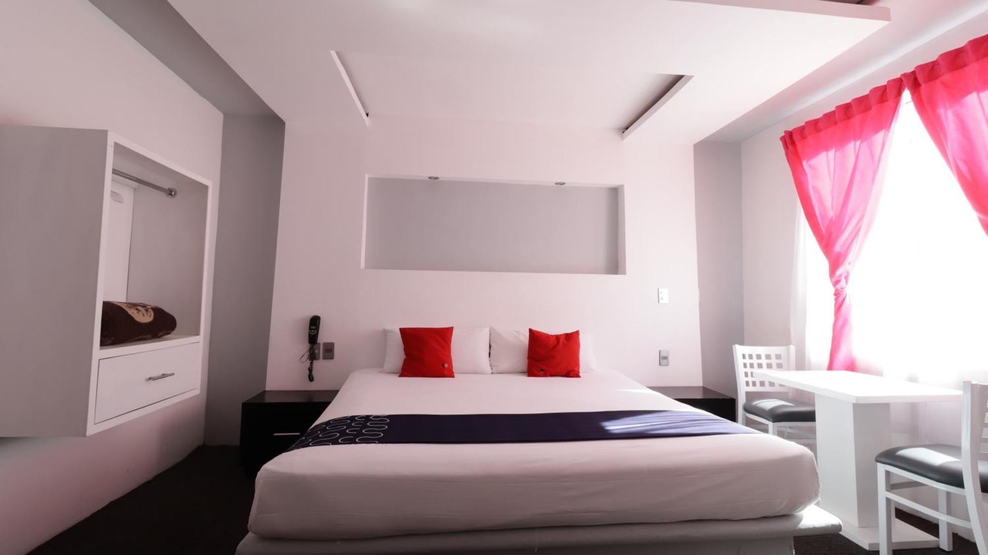 Hotel Euro Confort,Pachuca Экстерьер фото